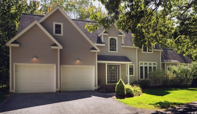38 Blue Heron, Ogunquit - Walk to town and beach! in Wells