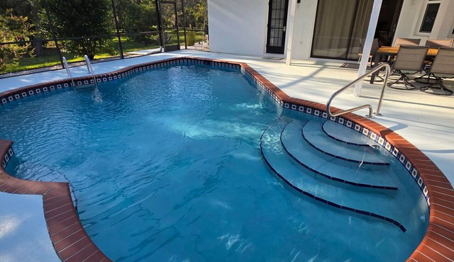 4-br 3-ba Beautiful Suncoast Pool House centrally located in Lecanto Fl. in Lecanto