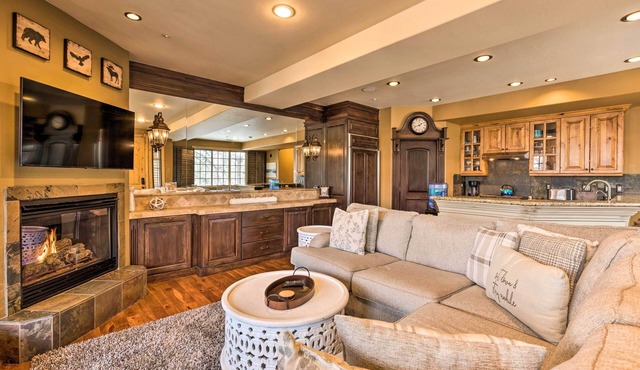 6 Mi to Canyons Village! Park City Townhome