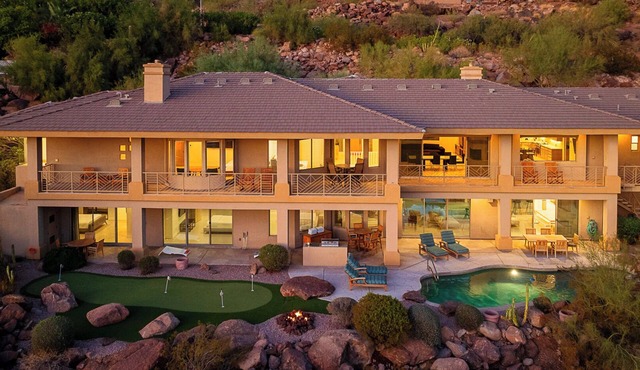 8BR Exclusive Camelback Mansion w/Mountain Views, Heated Pool, Spa & Theater in Phoenix