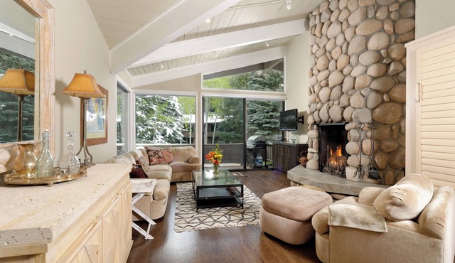 Aspen Alps Standard 2 bedroom condo - Wonderful Floor plan & walking distance