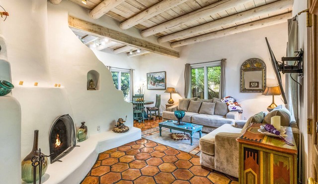 Authentic Adobe Condo | Walk to Plaza & Railyard in Santa Fe