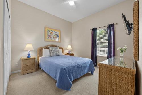 Bahama Bay Charming 3BR Condo with Balcony View