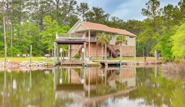 Bayou La Batre Stilted House on Snake Bayou! in Bayou La Batre