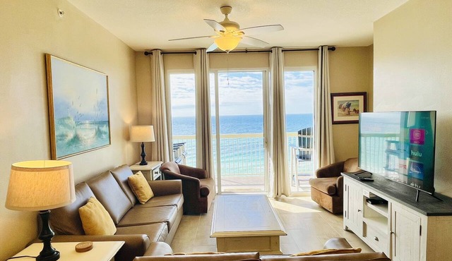 🌴 Beach Chairs Included-7th floor 2-King & Bunkroom Directly On the Beach