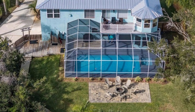 Beach Home: Heated Pool, Game Room, Spa, Sleeps 12