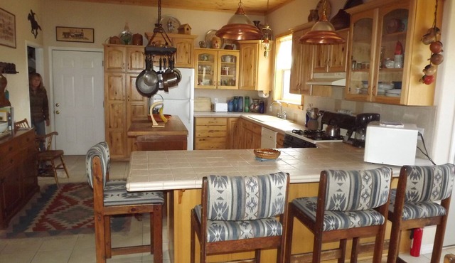 Beautiful Mountain Views on Loghill Mesa. Stay 7 nights, get 13 % discount.