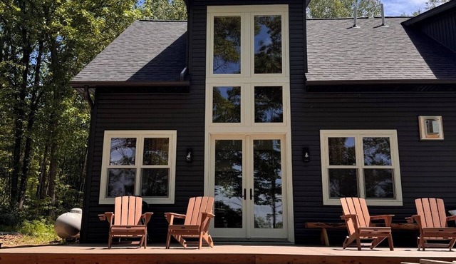 Birch Haven - New Waterfront Cabin Retreat in Hackensack