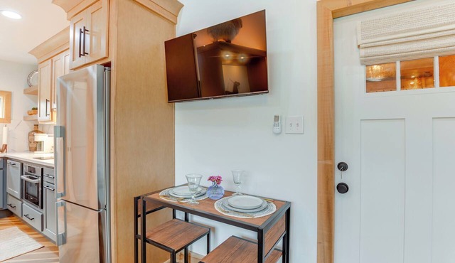 Boutique-Style Barn Stay 4 Mi to Franklin Main St in Franklin