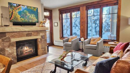 Breckenridge Vacation Rental Condo with Balcony!