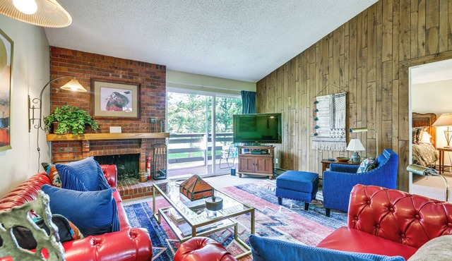 Carbondale Condo w/Balcony & On-Site Fly Fishing!