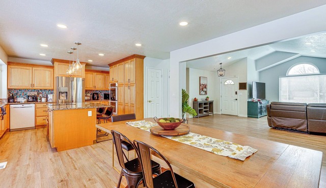 Centerville Family Home w/Yard < 6 Mi to Lagoon!