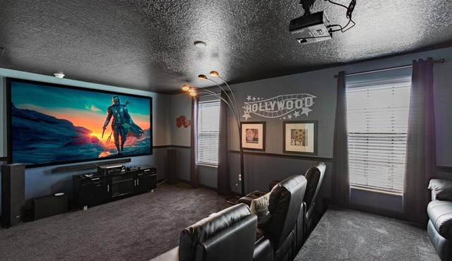 Championsgate Resort 8 Bedroom Pool Home w Theater Room in ChampionsGate