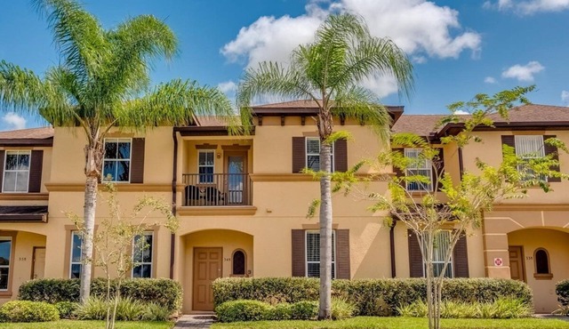 Charming 1-bedroom estate with AC, fitness room in wonderful Davenport