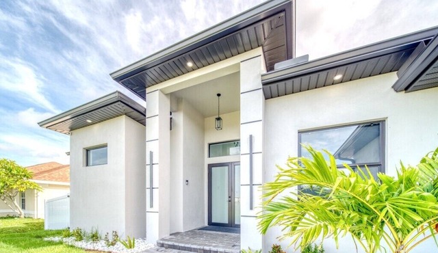 Charming 4-bedroom house with Heated Pool