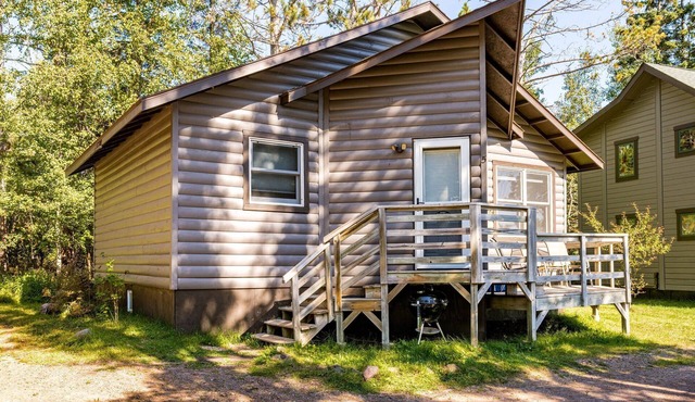 Charming cabin only feet from Lake Superior in Two Harbors