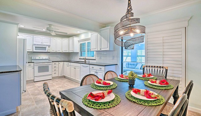 Charming Naples Home w/Patio ~ 5 Mi to Beach