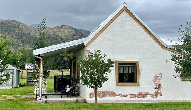 Charming Settlers Cottage
