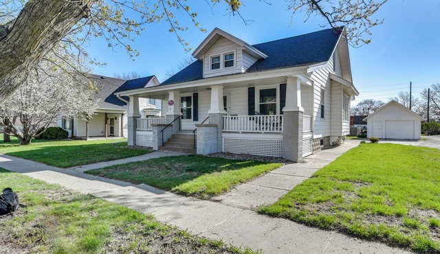Charming Winterset Vacation Rental w/Yard & Patio in Winterset
