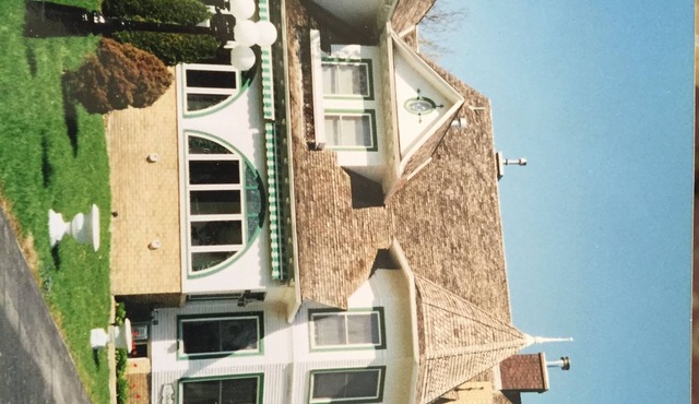 Chestnut Charm Bed & Breakfast in Atlantic