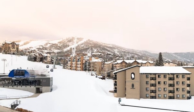 Chic Suite Steps to Gondola: Heated Pool & Hot Tub Await Your Stay! Pets Welcome