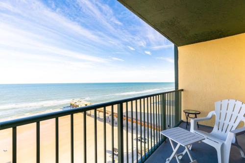 Coastal Chic Suite at Sunglow Resort by Brightwild in Daytona Beach Shores