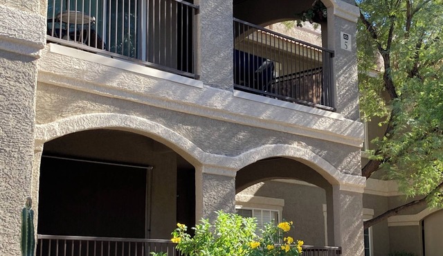 Comfortable 2 bedroom condo with den in resort-style development in Oro Valley in Oro Valley