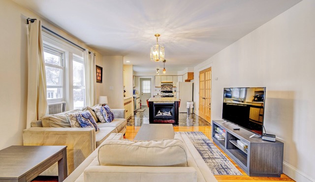 Comfortable 3BR Stay with Plenty of Space! in Watertown