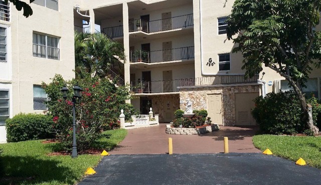 Condo à Louer, 55 Ans+, rez de Chaussée Près de Tout, Golf, Épicerie, Plage