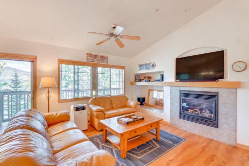 Condo w/Mtn View < 1 Mi to Steamboat Resort!