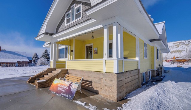 Cozy Historic Home w/Games, Near Bryce Canyon!