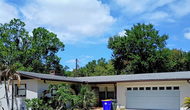 Cozy home, short walk to Indian River Lagoon! in Rockledge