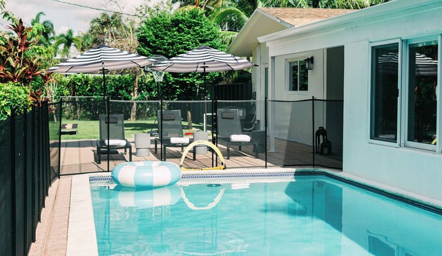 Cumpa's House: Mid-Century Luxury in Miami in Pinecrest