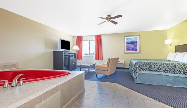 Days Inn by Wyndham Pueblo