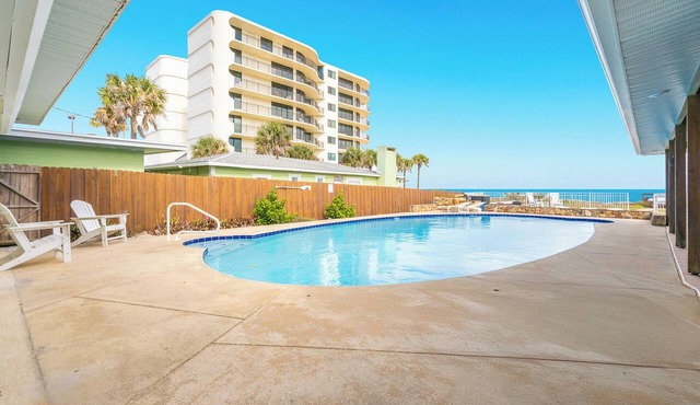 Direct, Oceanfront Pool Home-Margarita Manor in Ormond Beach