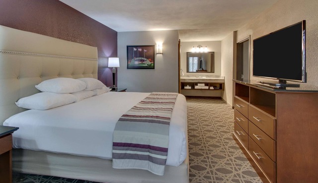 Drury Inn & Suites Poplar Bluff in Poplar Bluff