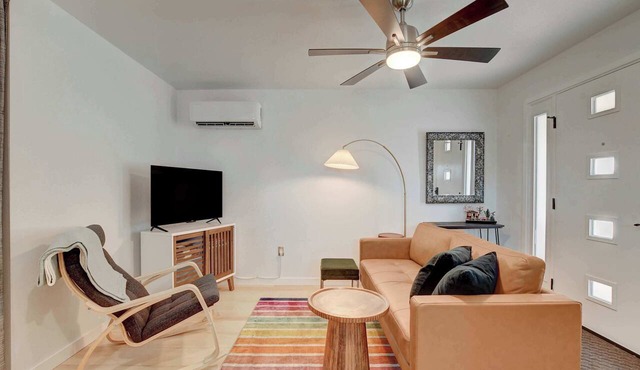 Dual-Home Compound | Ideal for Groups & Long Stays in Henderson