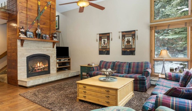 East Vail Townhome - Close to Racquet Club