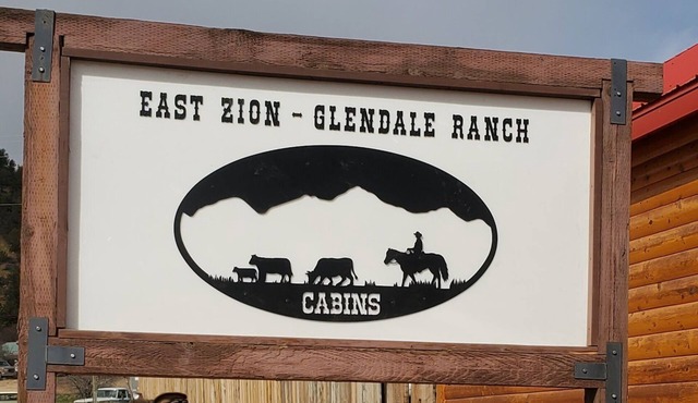 East Zion-Glendale Ranch Cabin 3
