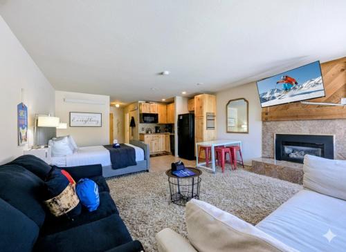Edgewater 1436 by SummitCove Lodging in Colorado