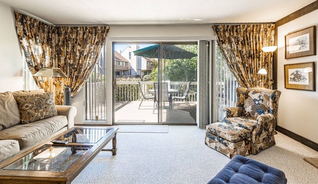 Enjoyable Park City rental-5 minute walk to the PCMARC center on the free city s