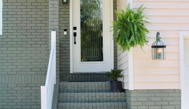 Entire Home Direct River Access Momma Marie’s