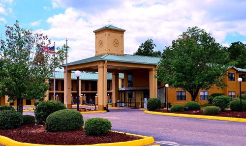 Executive Inn Opp in Opp