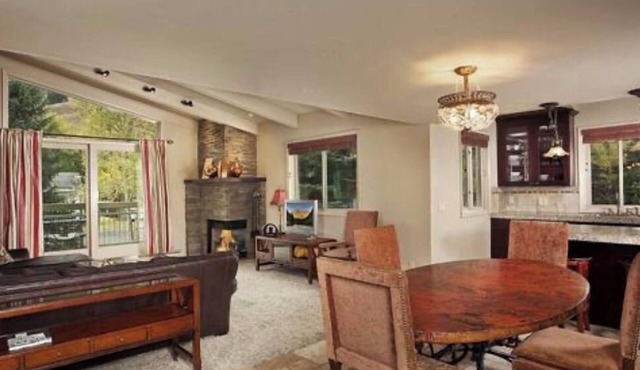 Expansive Aspen Core Condo.Unobstructed views of Aspen Mountain and Red Mountain