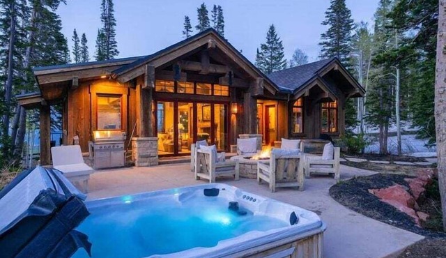 Experience luxury at Lazy Day Chalet, a 3-bedroom ski-in/ski-out retreat in Park City.
