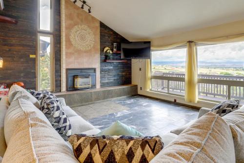 Family-Friendly Utah Home: Deck, Mountain Views!