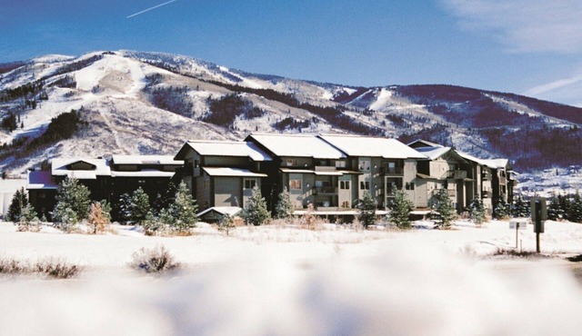 Family sized 2 bed 2 bath sleeps 6-resort multi snow sports in Steamboat Springs