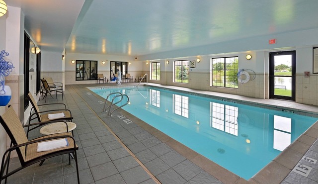 Free Breakfast, Free Wi-Fi | Indoor Pool, Hot Tub, Business Center in West Des Moines