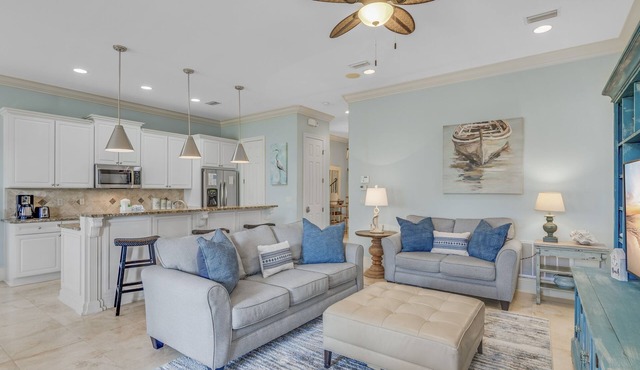 Golf Course Views ~ Golf Cart ~ Community Pool in Miramar Beach