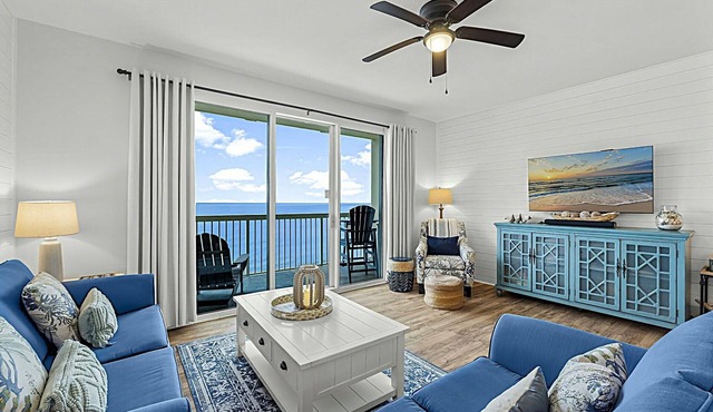 GULF FRONT & Updated - Beach Chair Svc Included - Quiet West End *OWNER Managed*